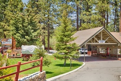 pet friendly hotel in big bear lake, hotel big bear dogs allowed