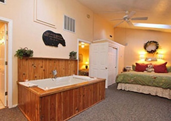pet friendly hotel in taos new mexico